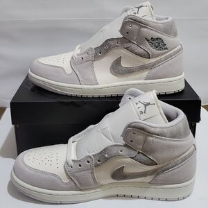 Air Jordan 1 Mid SE Men's Smoke Grey Sneakers